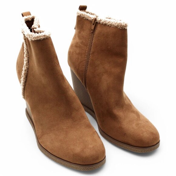 Wild Pair Shoes - Women Padded Slip Resistant Coraa Round Toe Block Heel Zip-up Booties